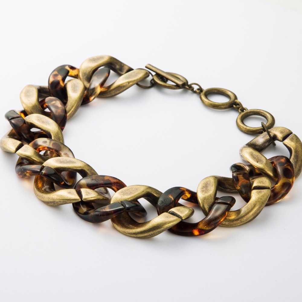 Gold Tone & Tortoise Shell Short Necklace (027)